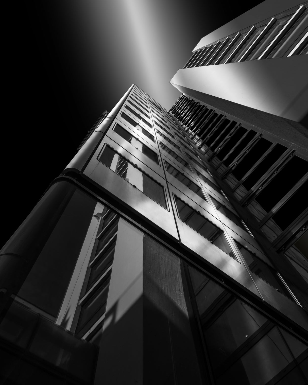 Look up to the light Poster och Canvastavla