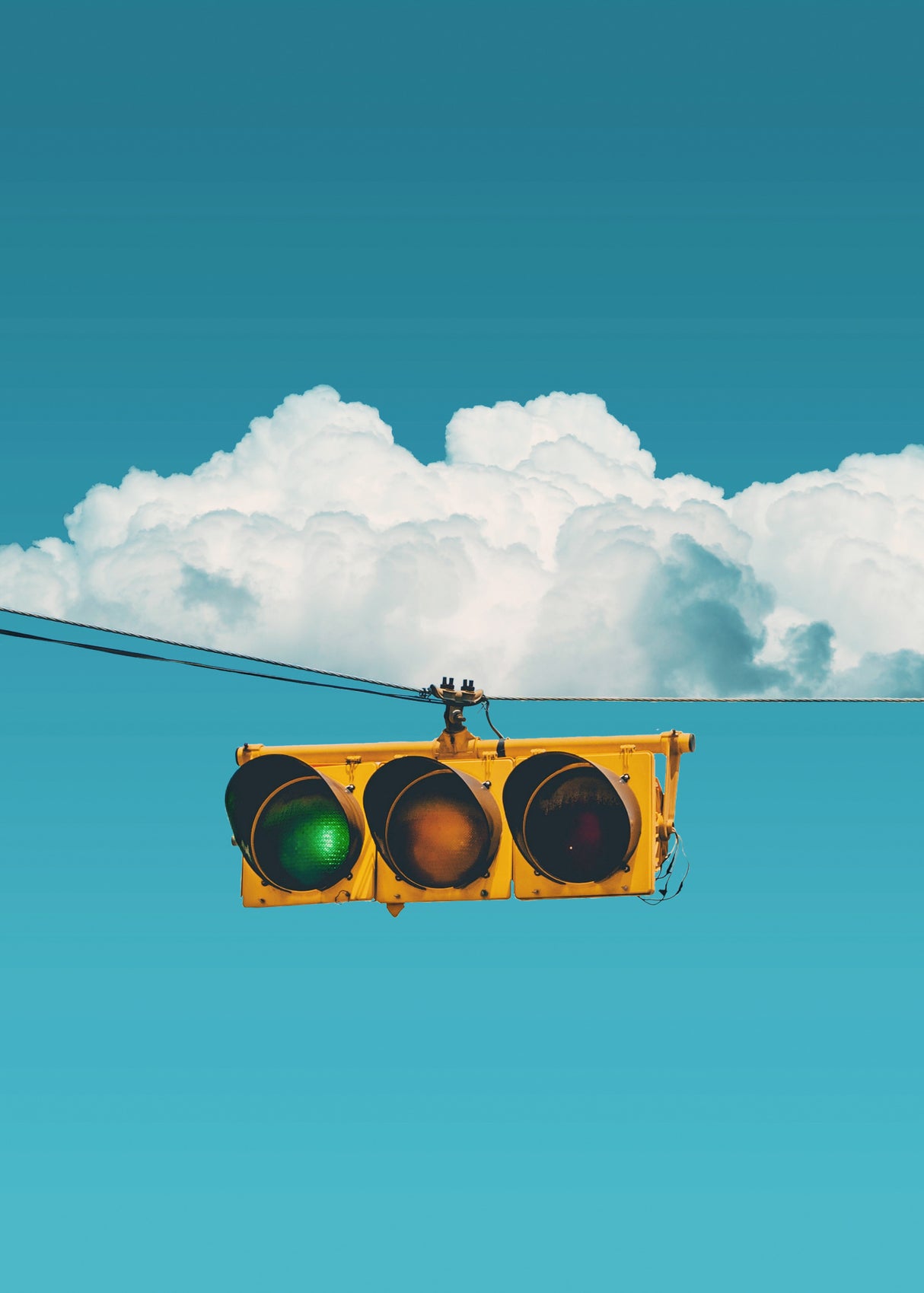 Traffic Light And Clouds Poster och Canvastavla