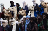 Watching the gerewol festival - Niger Poster och Canvastavla