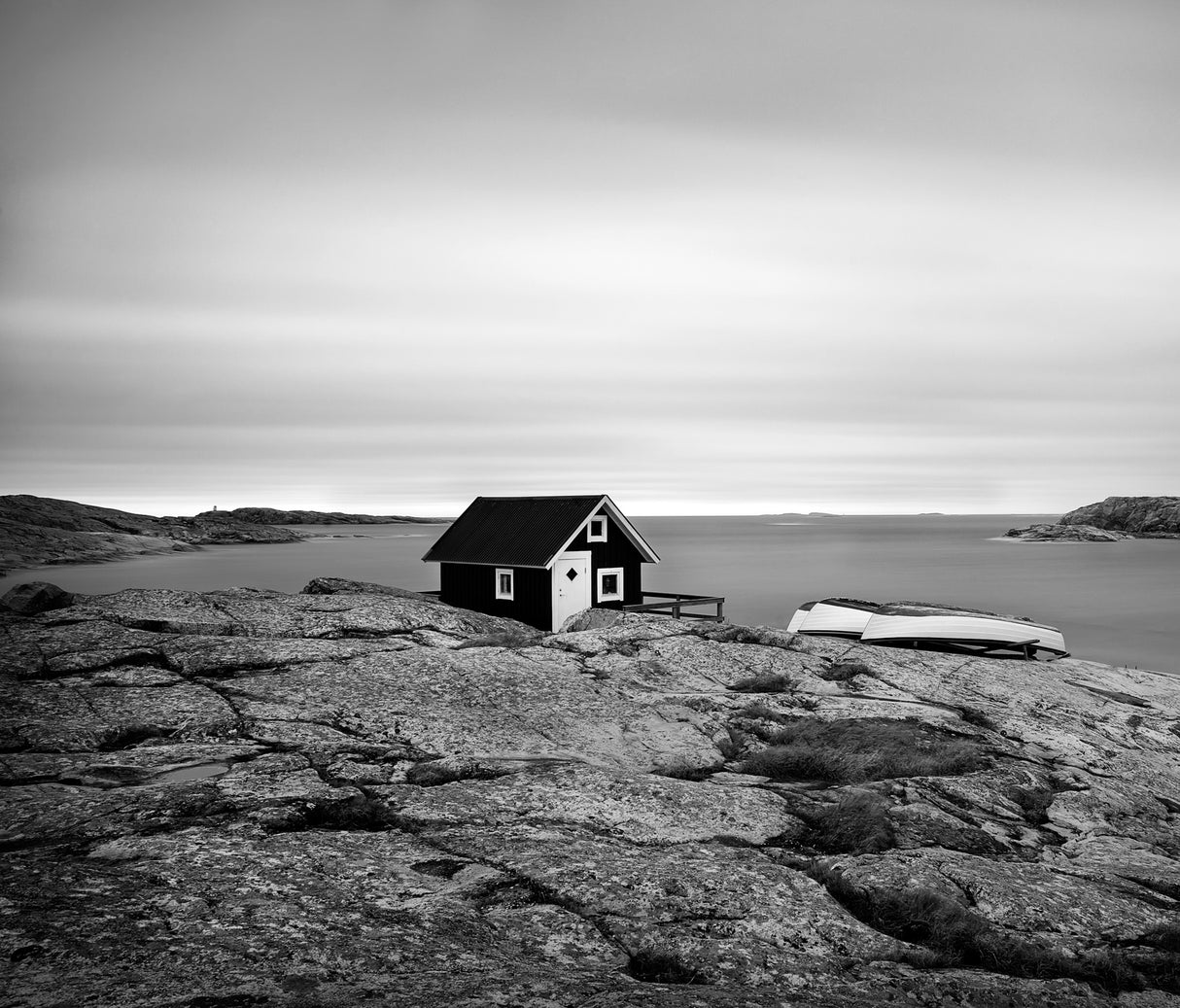 Coastal house Poster och Canvastavla