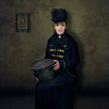 Lady With Hat Box Poster och Canvastavla