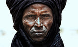 Peul tribe man watching the gerewol festival - Niger Poster och Canvastavla