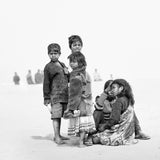 Beggars in Kumbh Mela Poster och Canvastavla