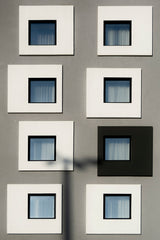 THINK DIFFERENTLY Poster och Canvastavla