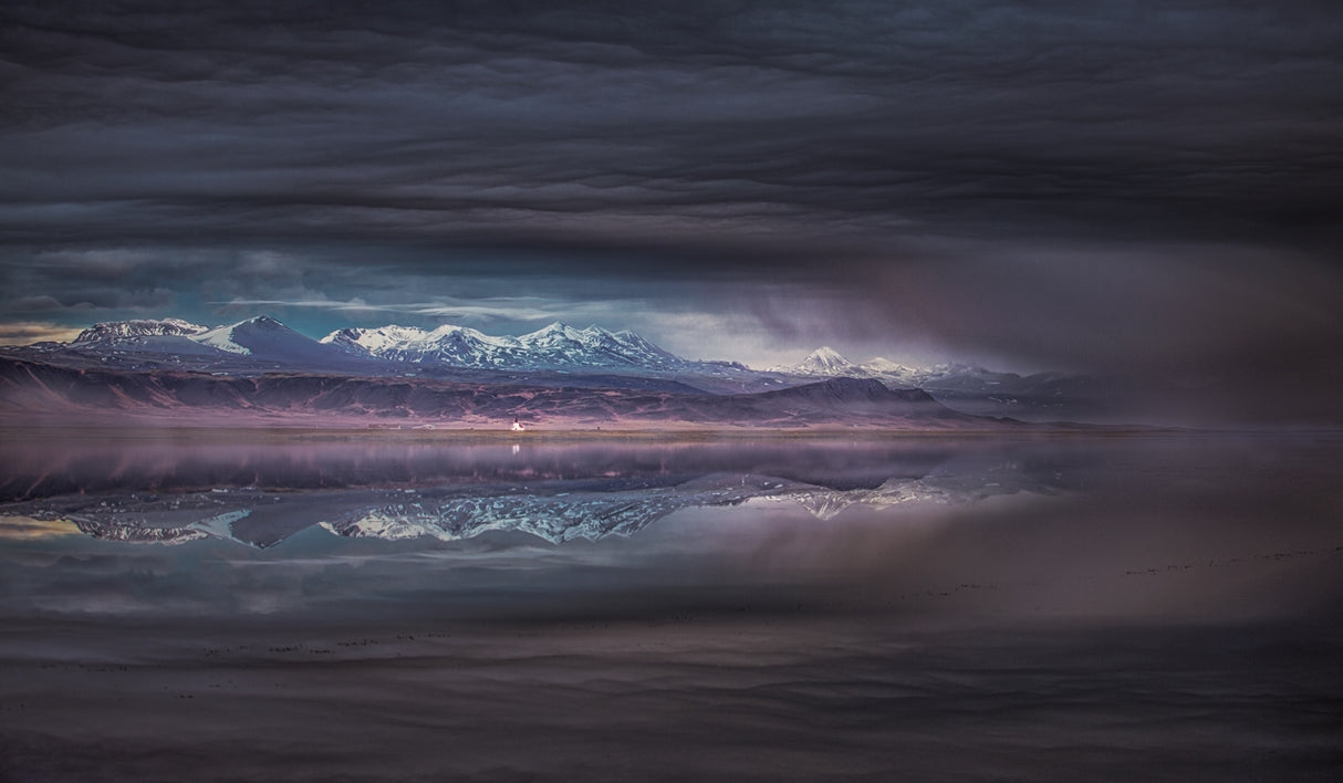 Before the storm covers the silence Poster och Canvastavla