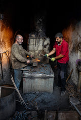 The traditional blacksmithing Poster och Canvastavla