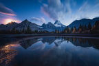 Mt. Assiniboine Moonlight Poster och Canvastavla