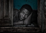 Man in his home - Ghana Poster och Canvastavla