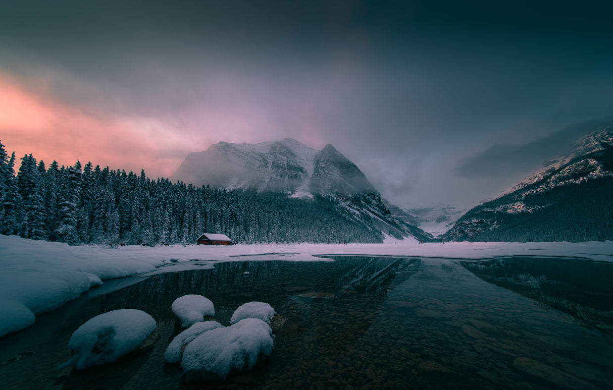 Sunrise Lake Louise Poster och Canvastavla
