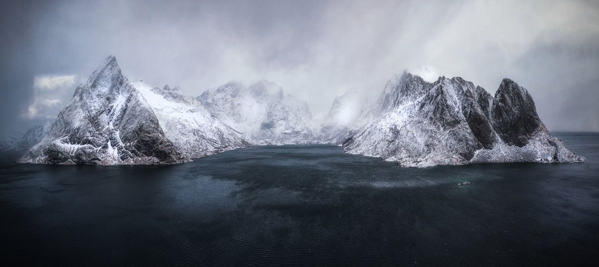 Guardian of Lofoten Poster och Canvastavla
