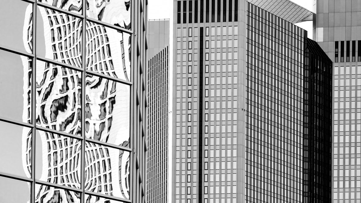 In the streets of Frankfurt Poster och Canvastavla