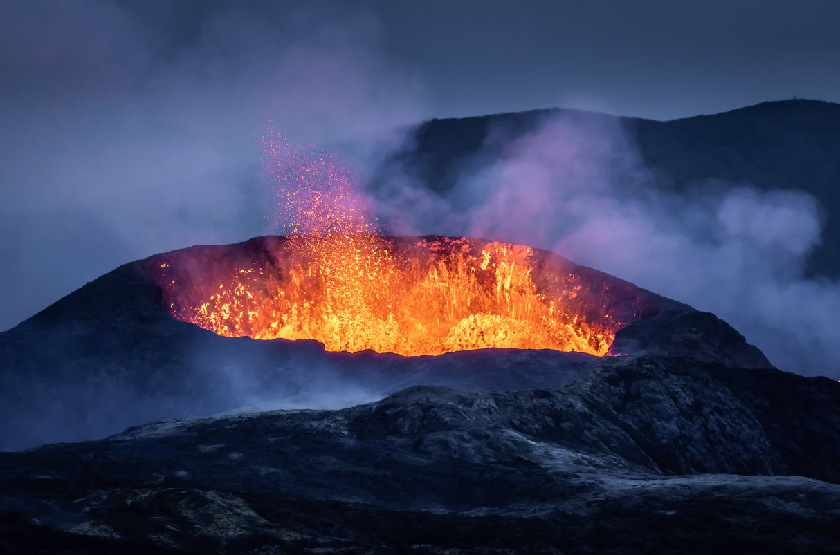 Fagradalsfjall Volcano Poster och Canvastavla