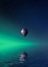 Balloon on lake Batllava Poster och Canvastavla