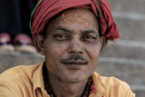 Boatman in Varanasi Poster och Canvastavla