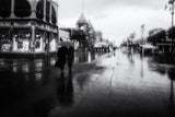 Under the rain Poster och Canvastavla