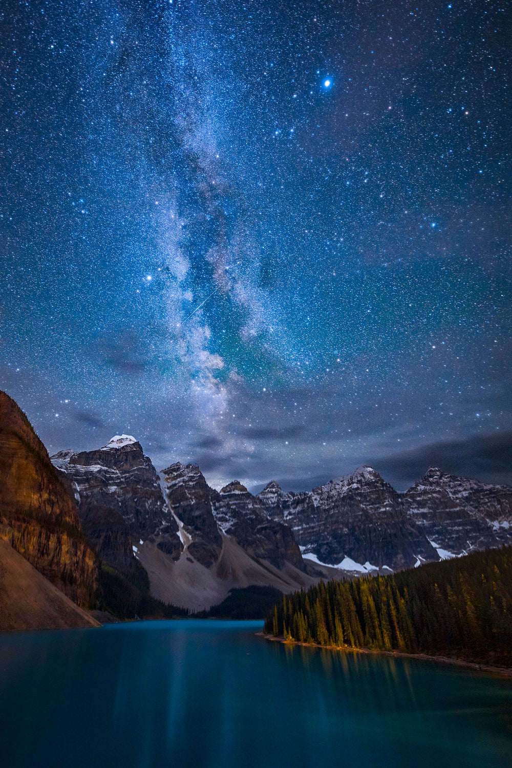 Moraine Lake Under The Night Sky Poster och Canvastavla