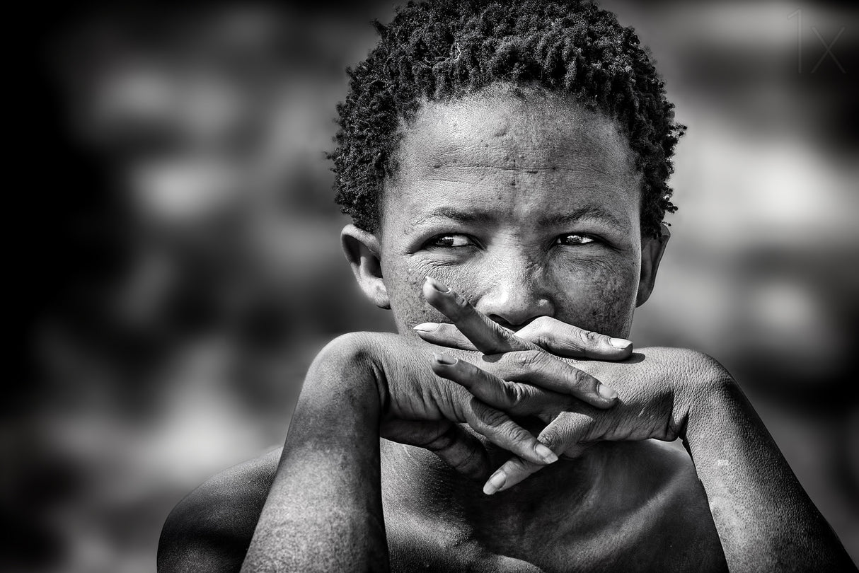 young bushmen woman Poster och Canvastavla