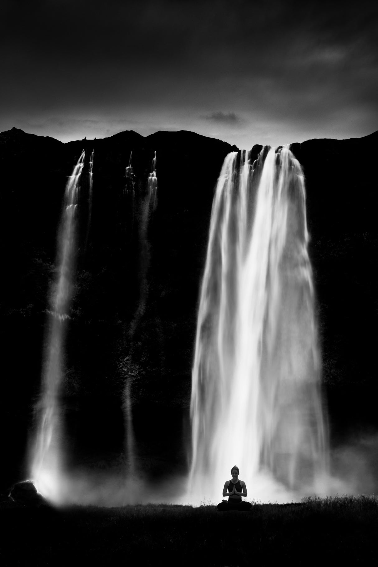 Waterfall Meditation Poster och Canvastavla
