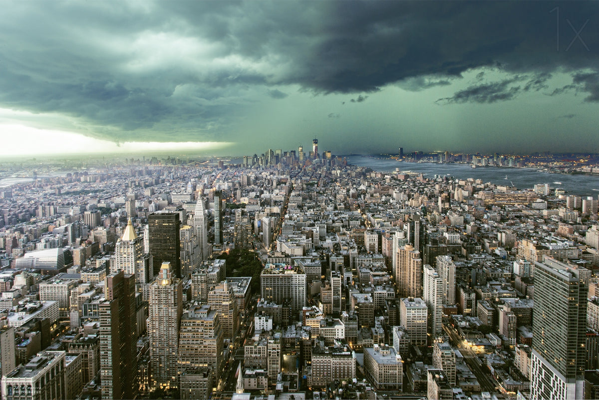 New-York under storm Poster och Canvastavla