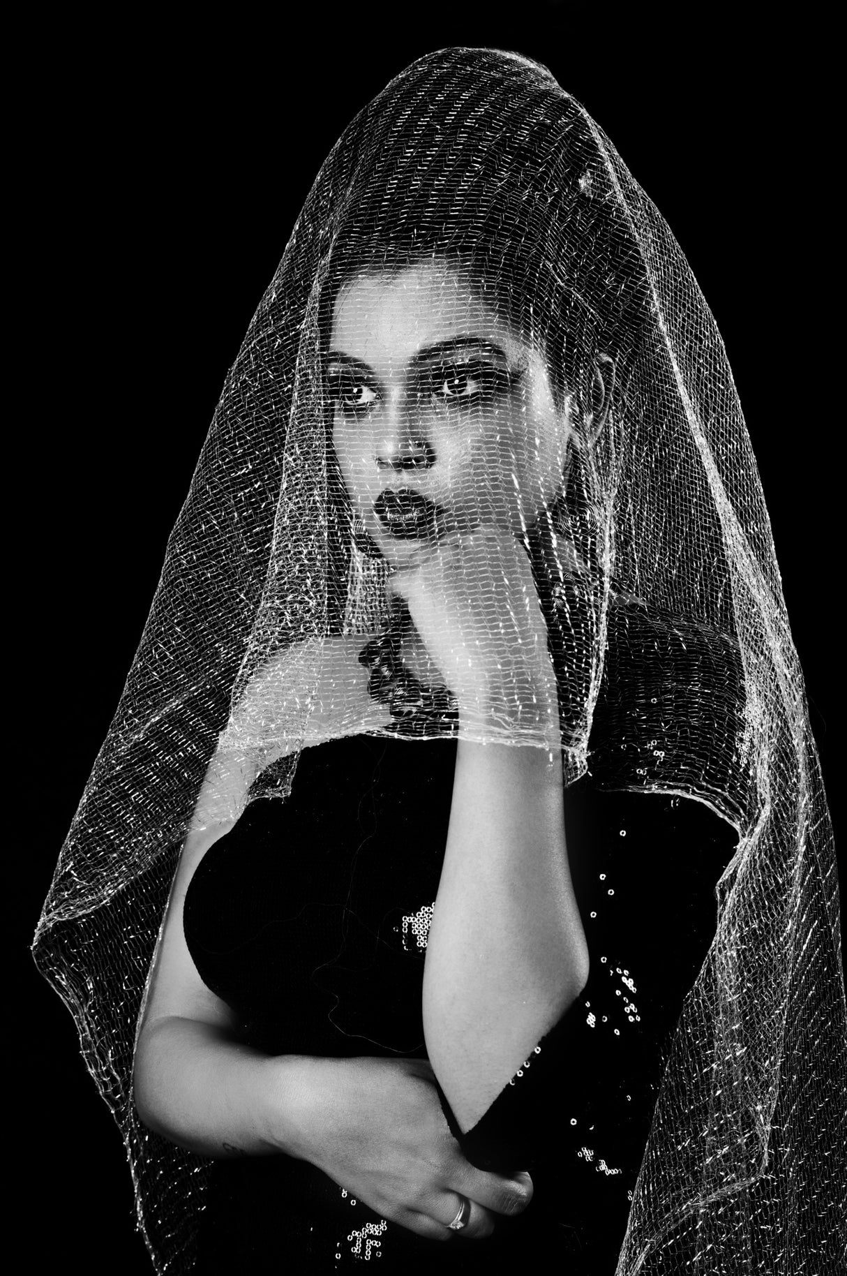 Lady in Veil Poster och Canvastavla