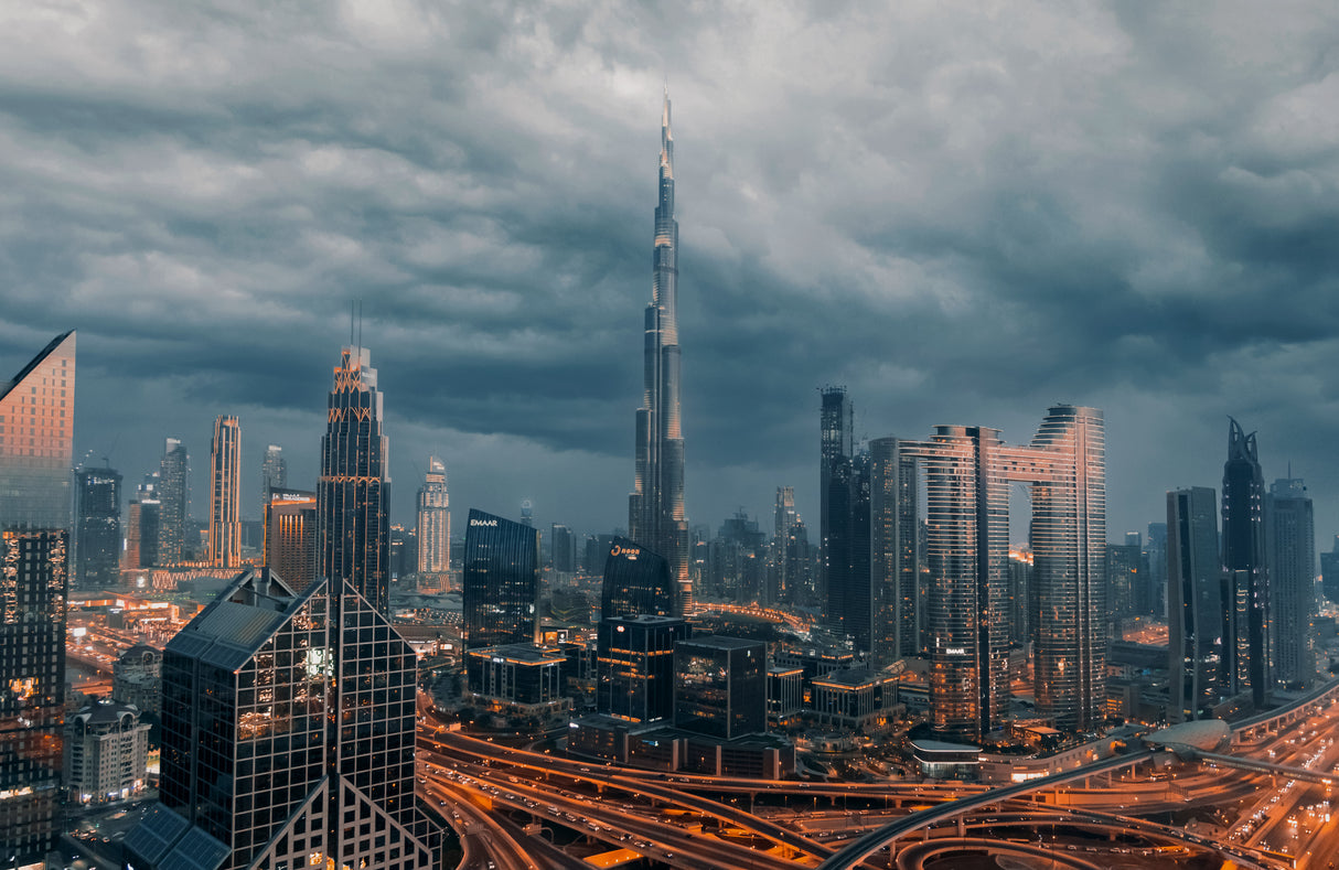 Dubai is another planet Poster och Canvastavla