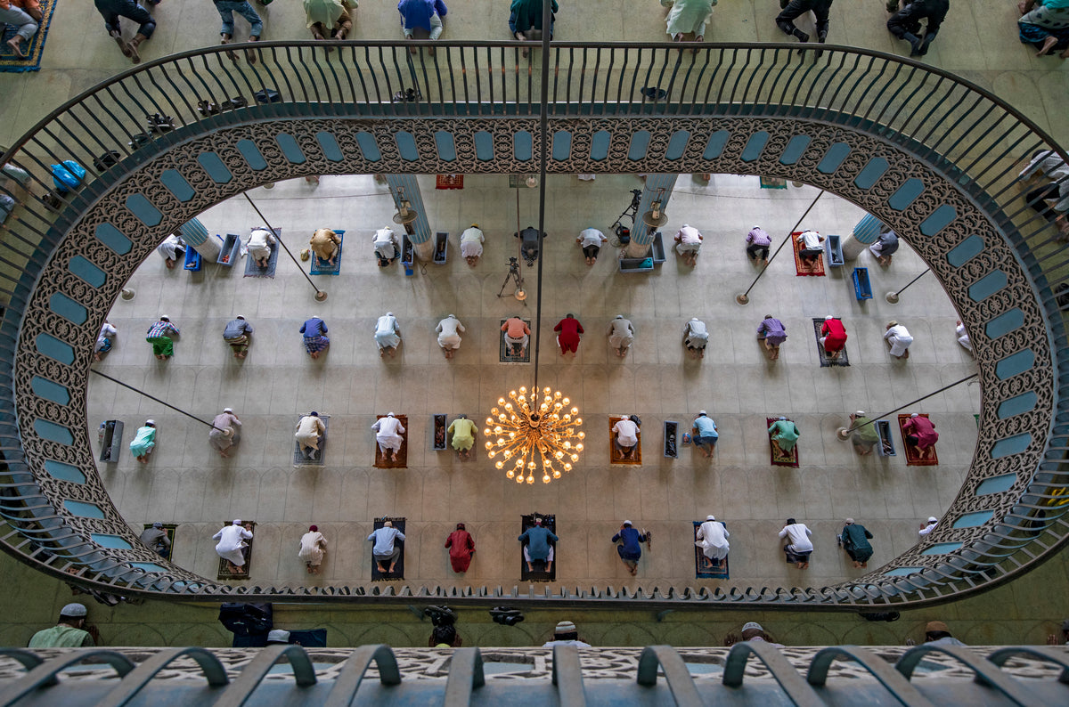 Friday prayer held with social distancing Poster och Canvastavla