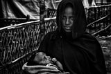 Rohingya woman and her child. Poster och Canvastavla
