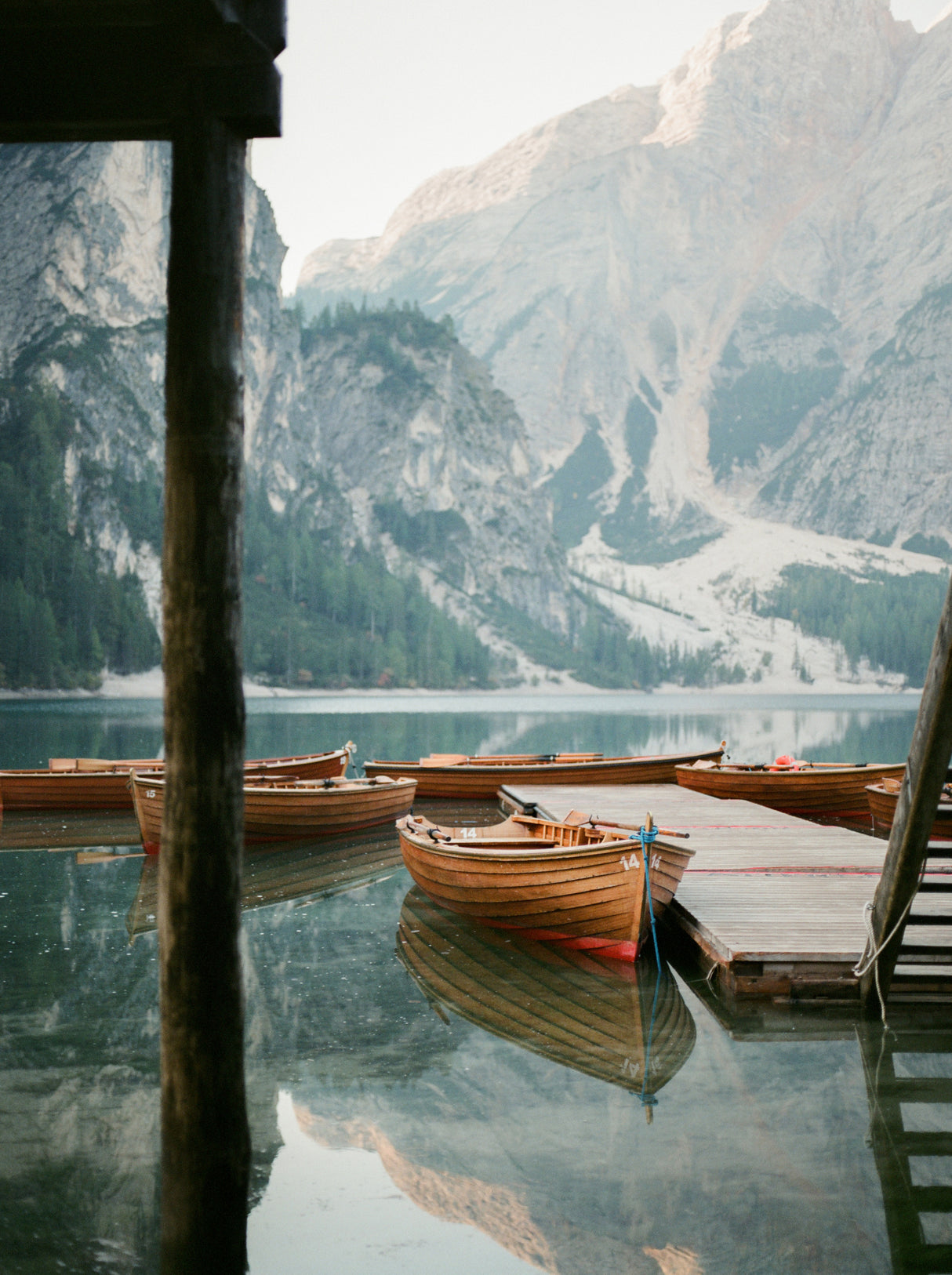 Lago Di Braies 2 Poster och Canvastavla