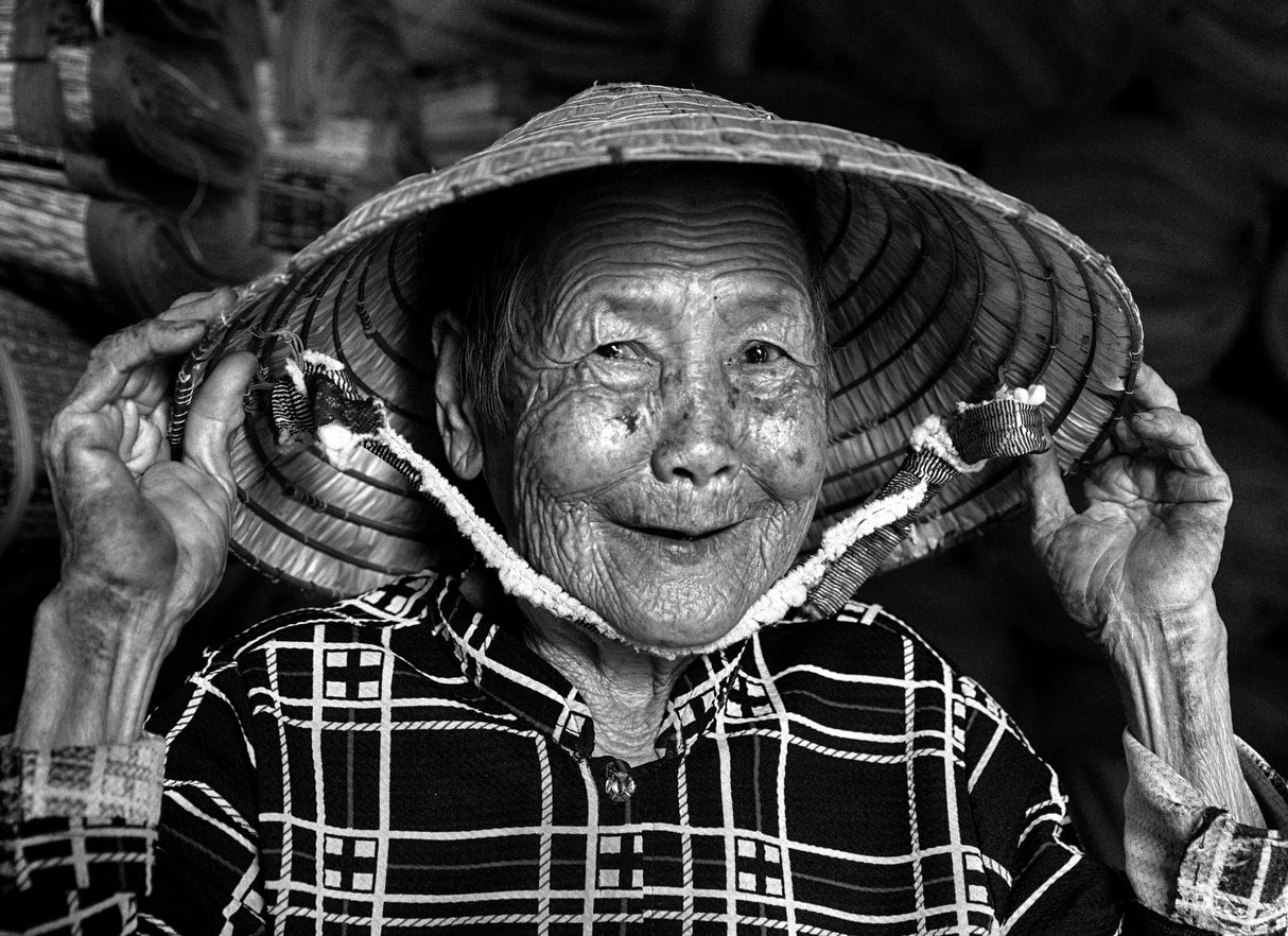 Old Woman and Non La Poster och Canvastavla
