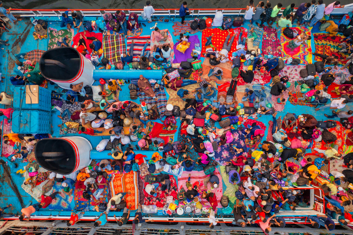 Rooftop journey in launch Poster och Canvastavla
