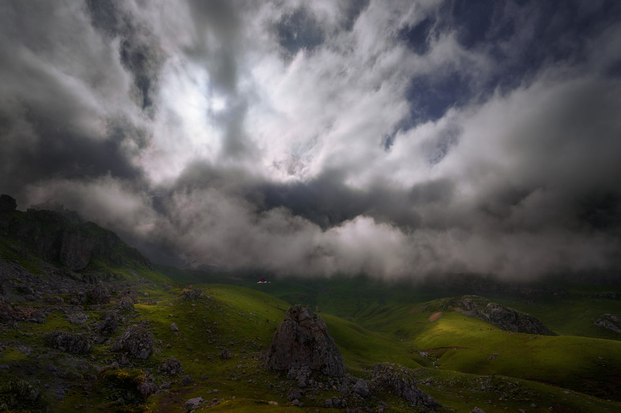The storm is comming! 7R44132 Poster och Canvastavla