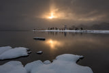 Light on Ice Poster och Canvastavla
