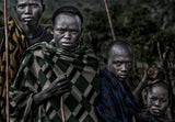 Surmi ethnic people in a row - Ethiopia Poster och Canvastavla