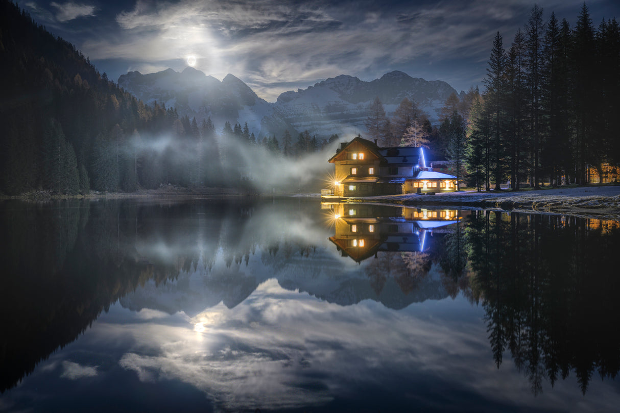 The Moon rises from the mountain Poster och Canvastavla