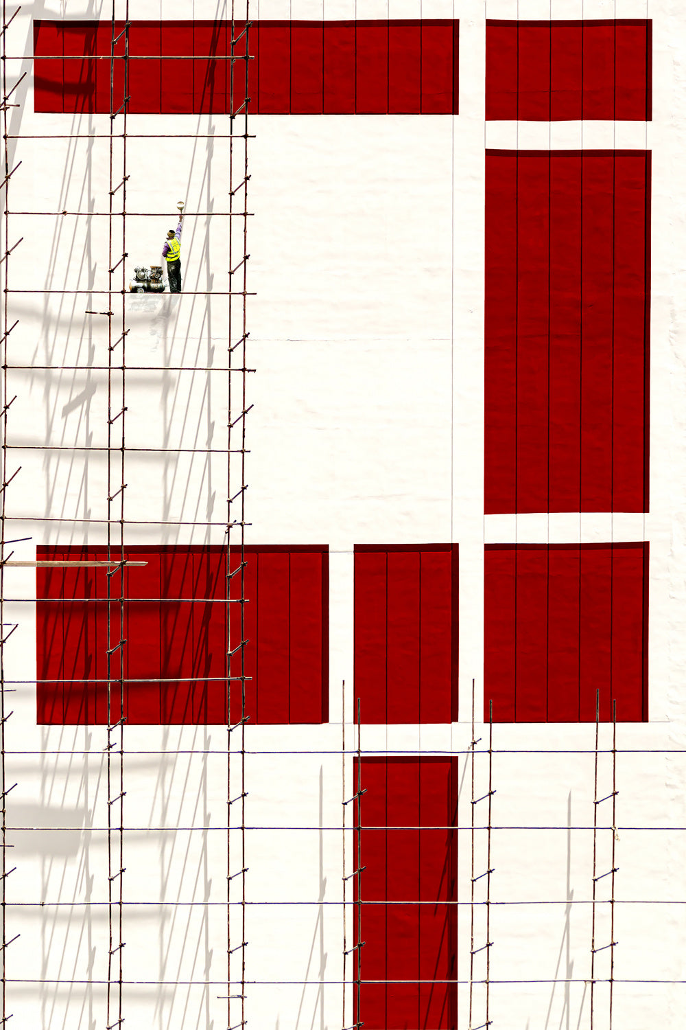 Lines, Reds and a man Poster och Canvastavla
