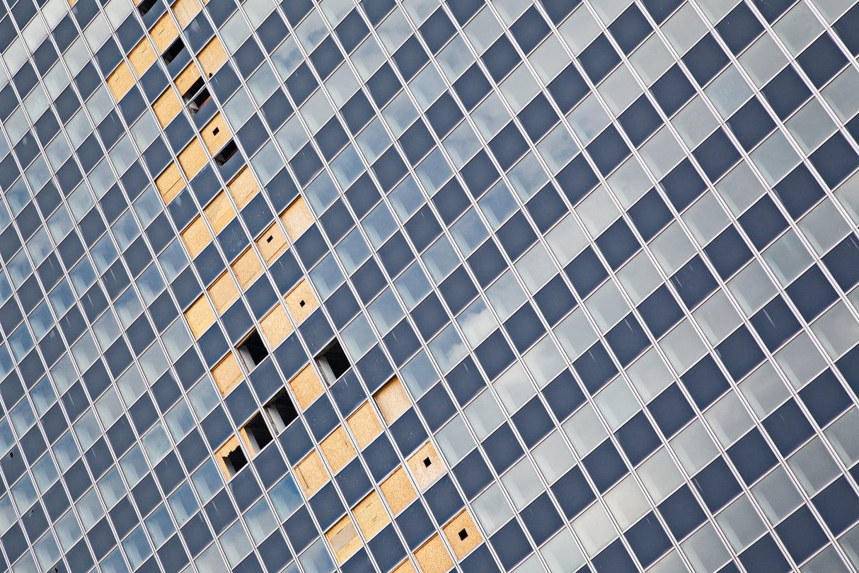 broken facade Poster och Canvastavla