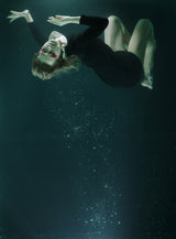 underwater artistic portrait shooting Poster och Canvastavla