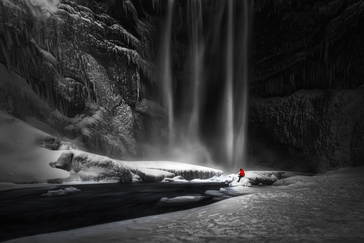 Solitude by the Falls Poster och Canvastavla