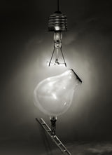 The lampshade fell off Poster och Canvastavla