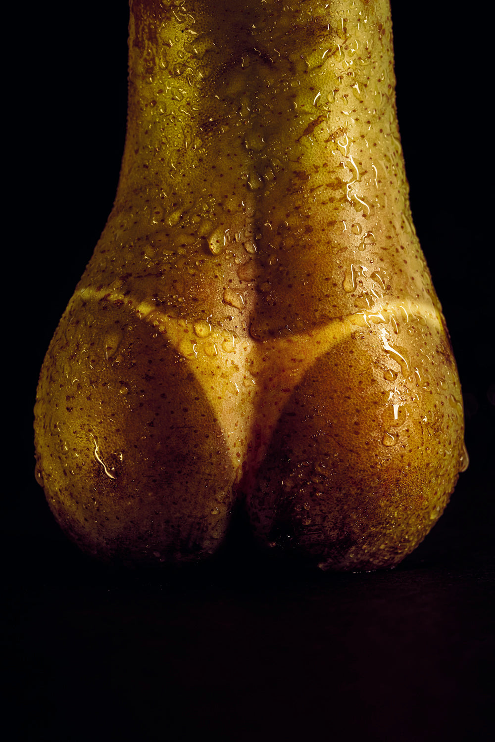 Erotic Nature #2 - Sexy Pear Poster och Canvastavla