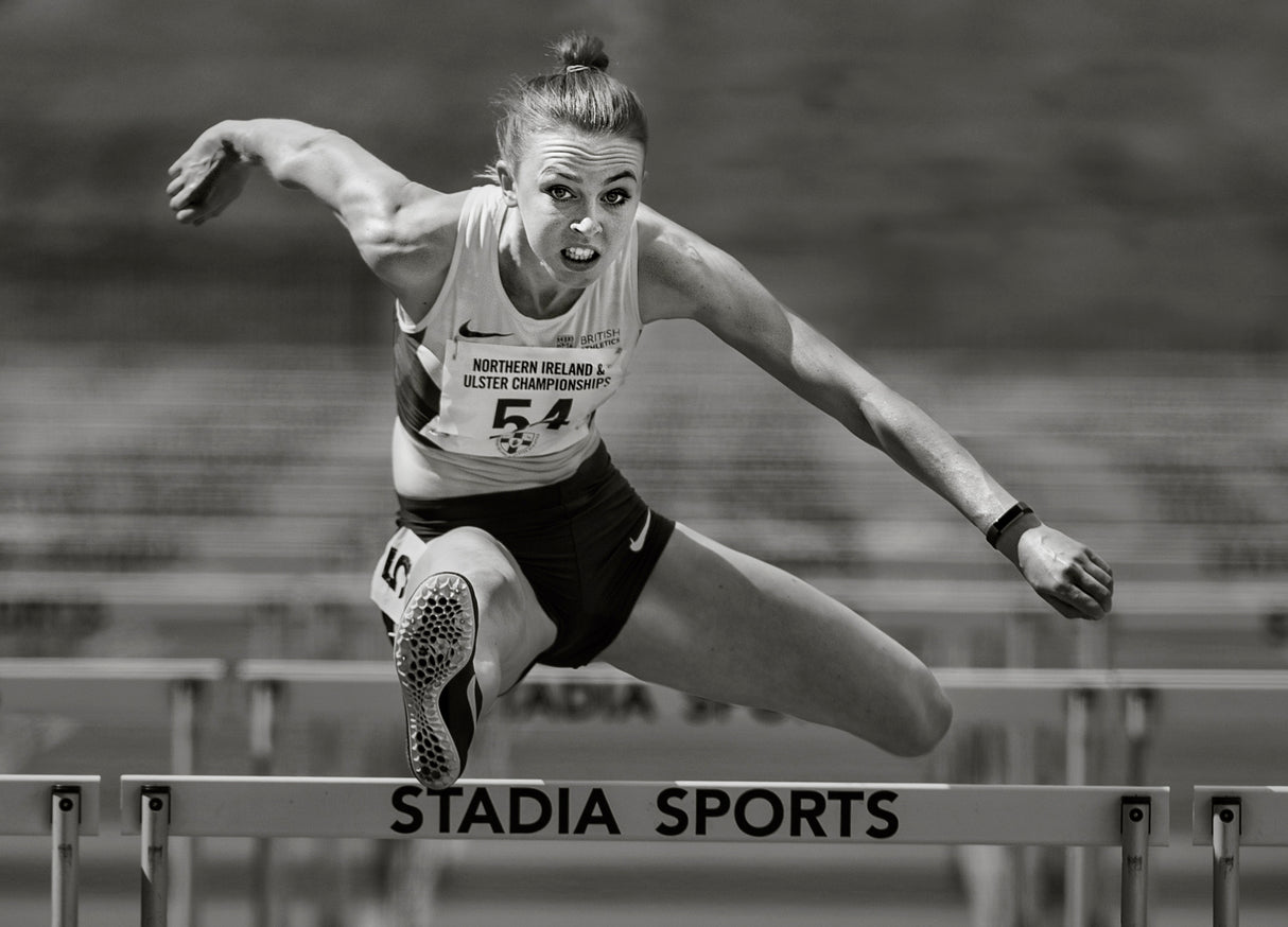 The Hurdler Poster och Canvastavla