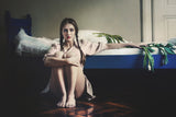 the blue bed Poster och Canvastavla