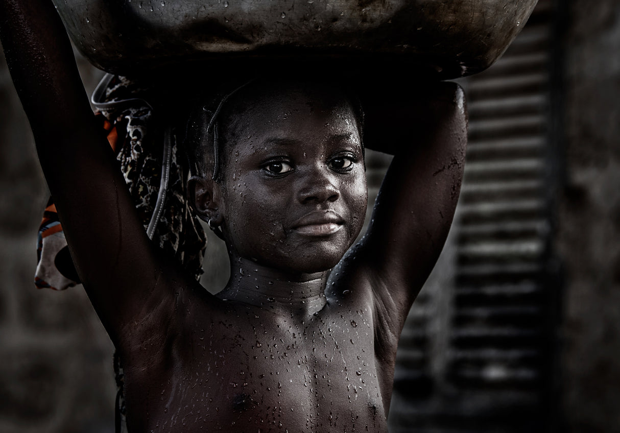 Going for water-IV - Benin Poster och Canvastavla