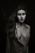 SENSUSAL BEAUTY [Romana U] Poster och Canvastavla