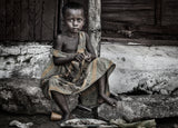 Girl in the streets of Accra - Ghana Poster och Canvastavla