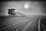 Fog on the beach - Santa Monica, California Poster och Canvastavla