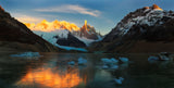 Morning Light at Cerro Torre Poster och Canvastavla