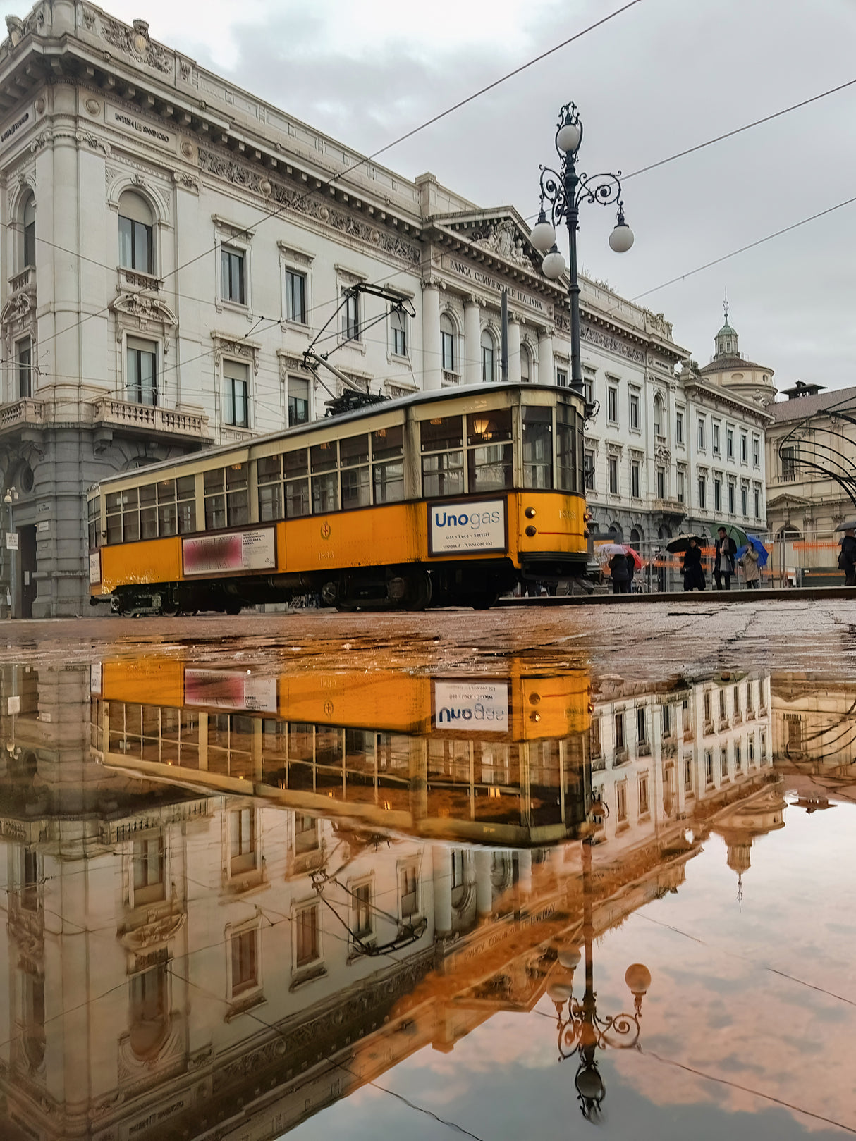 Milano. Poster och Canvastavla