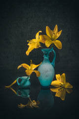 Blooming Yellow Lilies Poster och Canvastavla
