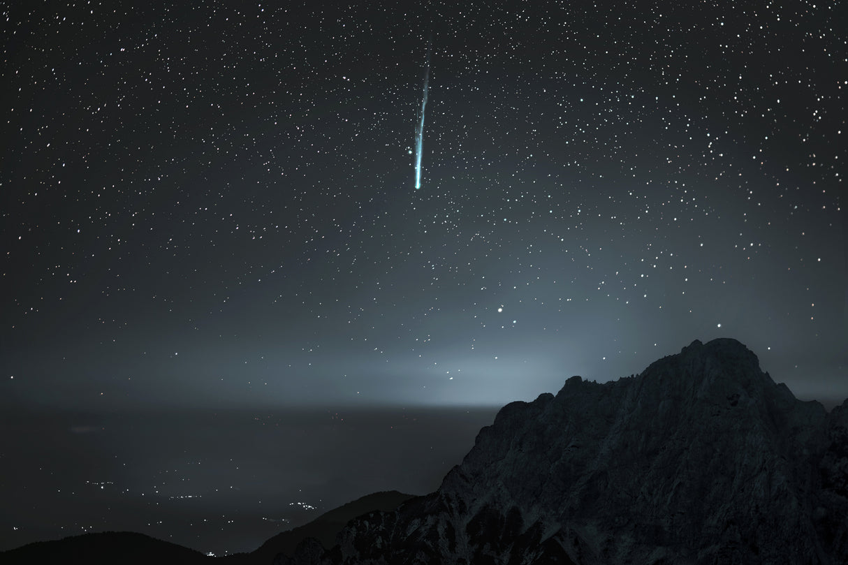 Comet Nishimura over Julian Alps Poster och Canvastavla
